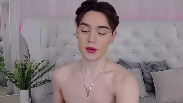 RobbyCharming online show from March 21, 4:38 am