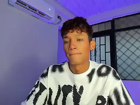 nicky moo online show from March 11, 2:29 pm