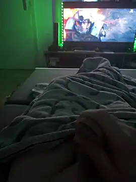 Snapshot of David19932908 chatting on January 12, 9:19 pm David19932908 online show from January 12, 9:19 pm