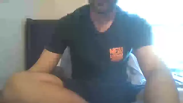 Snapshot of Hotboyo01 chatting on February 16, 8:22 pm Hotboyo01 online show from February 16, 8:22 pm