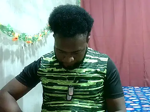 2ocmaxi online show from January 11, 6:33 pm