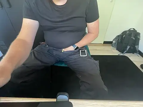 Lovetobenaked4u online show from September 10, 10:58 am