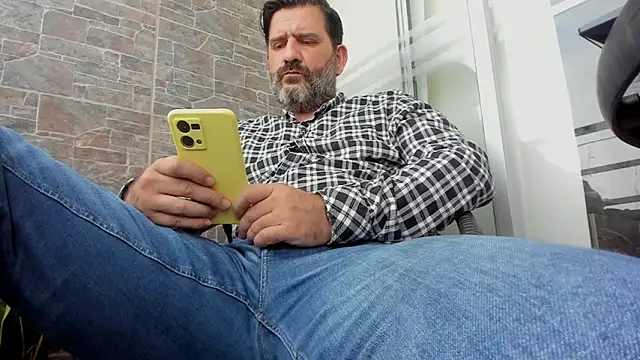 Maxi TheBigDaddy online show from March 19, 1:47 pm