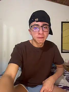 CamiRojas boy online show from June 16, 4:04 am