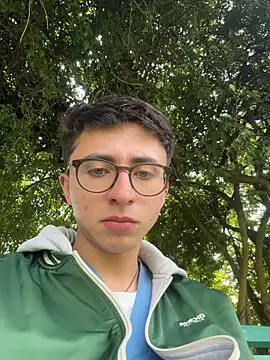 CamiRojas boy online show from April 24, 6:10 pm