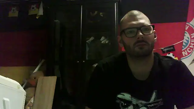 Die-geile-Sau online show from October 28, 9:06 pm