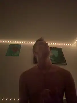 Toyjungee online show from December 21, 4:37 pm