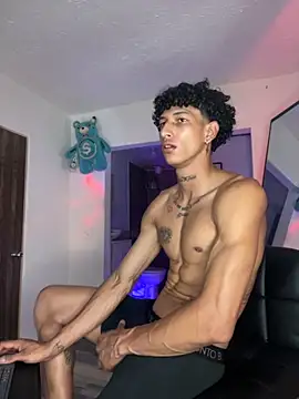 Snapshot of mike_casseano chatting on September 25, 12:53 am mike casseano online show from September 25, 12:53 am