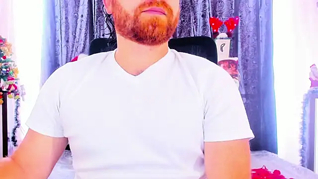 michacosio online show from December 14, 7:25 pm