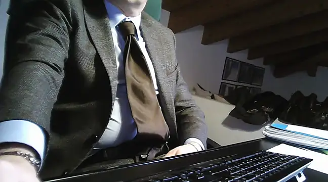 paolo72 online show from December 16, 8:20 am