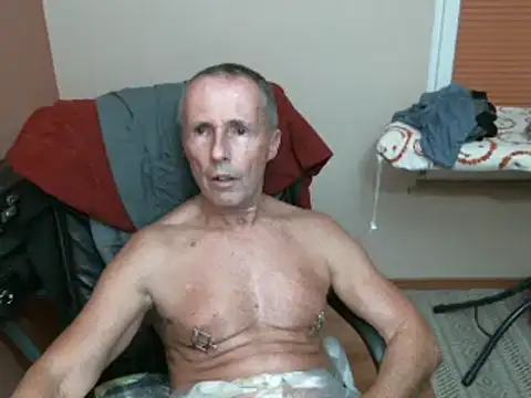 Snapshot of olibrius71 chatting on January 28, 7:21 pm olibrius71 online show from January 28, 7:21 pm