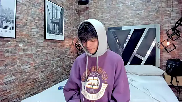 AcidMilo online show from December 17, 12:11 pm