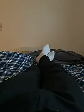 Jonkitzler1 online show from April 1, 11:56 am