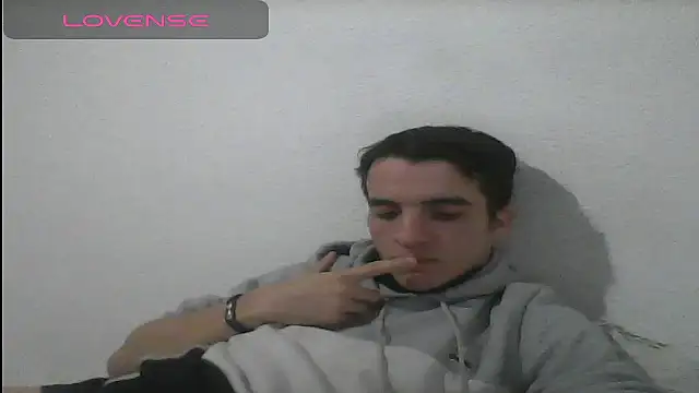 Tombgy07 online show from January 16, 8:46 pm