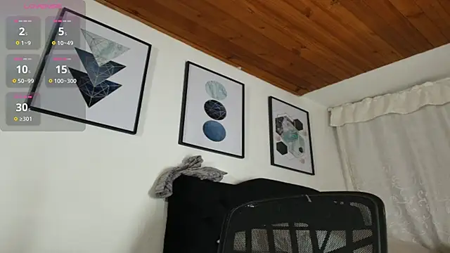 sam her online show from December 3, 8:59 pm