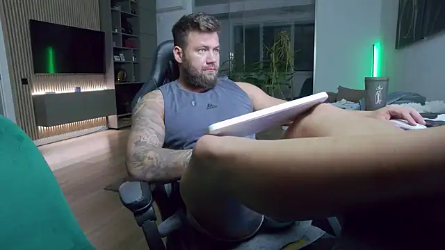 UbbeViking online show from October 30, 4:41 pm