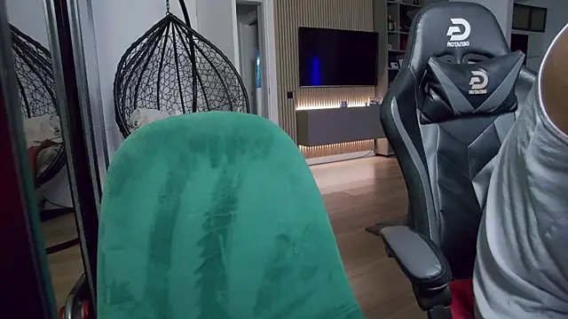 UbbeViking online show from April 17, 9:50 pm