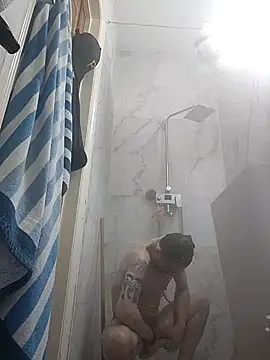 erbod Johnny online show from December 15, 9:45 pm