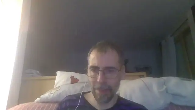 Snapshot of ptitcanard60600 chatting on October 21, 11:29 pm ptitcanard60600 online show from October 21, 11:29 pm