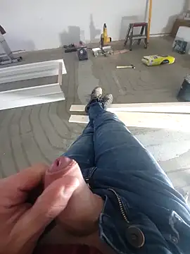 jk1981jk online show from December 1, 8:28 am