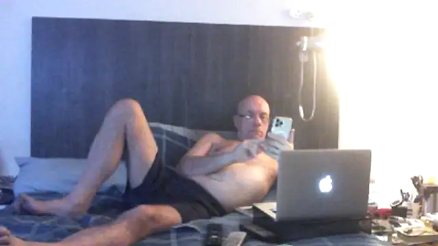 dazuk4513 online show from July 6, 10:21 pm
