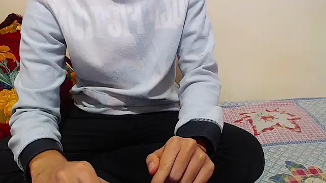 Alexdelarge323 online show from February 17, 9:35 am