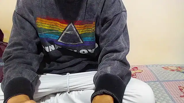 Alexdelarge323 online show from January 1, 11:16 am