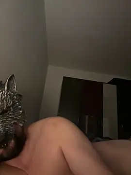 Tomhot3869 online show from December 1, 8:23 pm