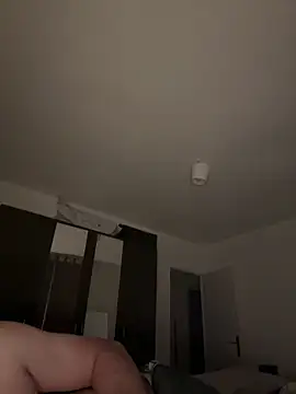 Tomhot3869 online show from April 20, 8:55 pm