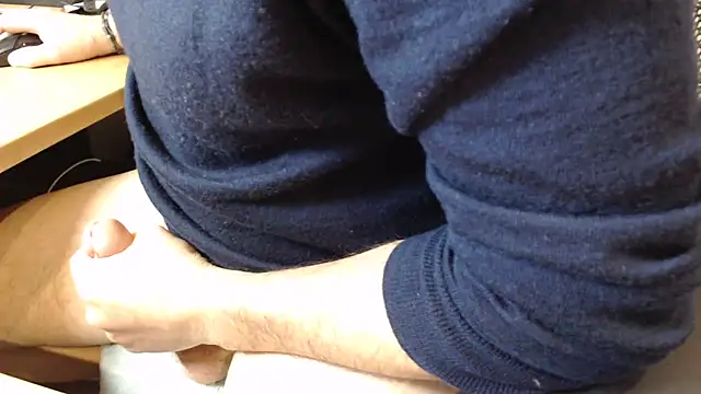 3lr0nde online show from November 7, 10:51 am