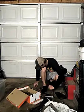 Midwestalpha online show from November 16, 6:59 am