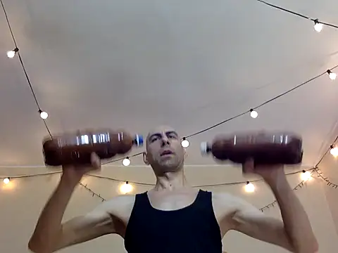 Snapshot of HandsomeAlfie chatting on September 10, 2:43 am HandsomeAlfie online show from September 10, 2:43 am