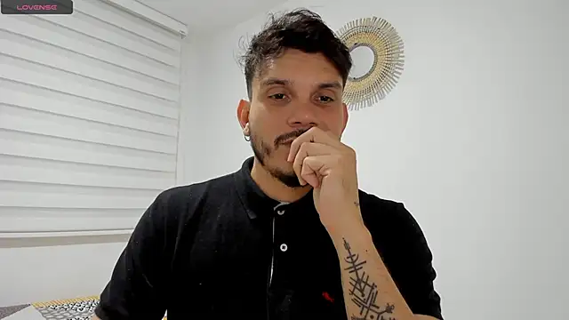 alejandro stark online show from December 13, 3:16 am