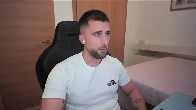 alex877x online show from October 24, 3:58 pm