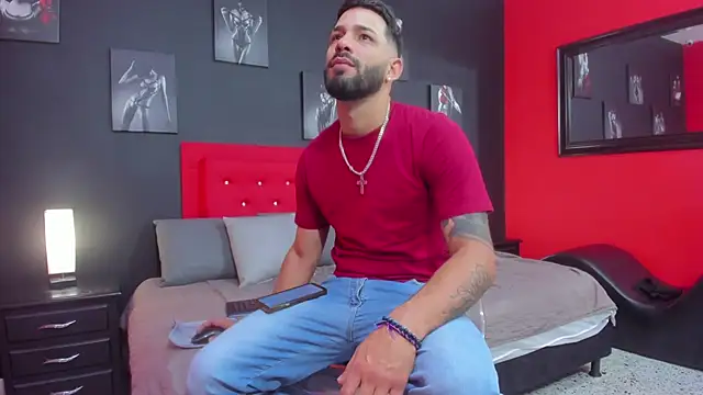 Snapshot of Thiagogomez chatting on October 17, 12:31 pm Thiagogomez online show from October 17, 12:31 pm