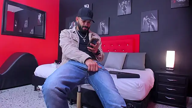 Thiagogomez online show from November 6, 12:41 pm