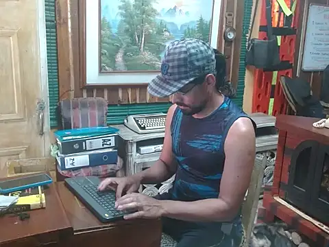 Dr Pocholate84 online show from February 11, 6:46 pm