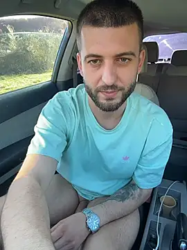 ElChapoGuzman95 online show from April 7, 5:40 am