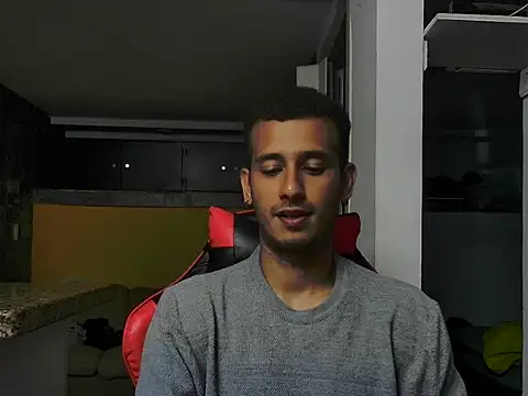 talktome4 online show from May 27, 1:57 am