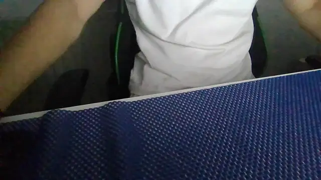 spuitbeer0 online show from October 19, 9:56 am