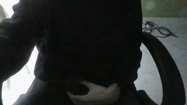 Snapshot of FranciCazzone chatting on December 19, 3:19 pm FranciCazzone online show from December 19, 3:19 pm