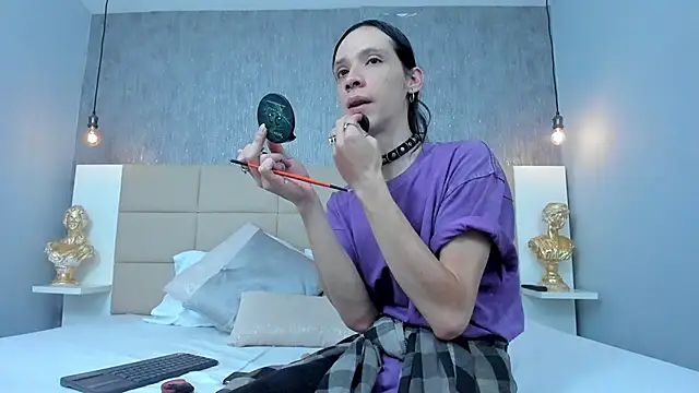 Hecatee 77 online show from March 21, 7:51 pm