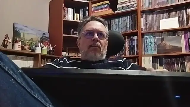 Mandra is a whore online show from November 24, 10:33 pm