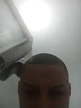 emrehliug12 online show from July 16, 9:22 pm