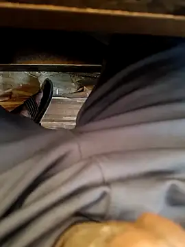 u wan me online show from April 11, 7:56 am