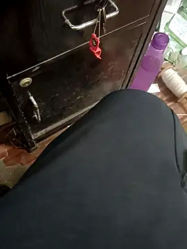 u wan me online show from April 18, 2:40 pm