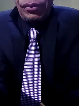 Elcogetuquieres online show from November 20, 7:29 am