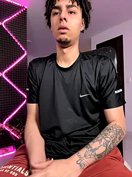 bigryann23 online show from November 26, 3:20 am